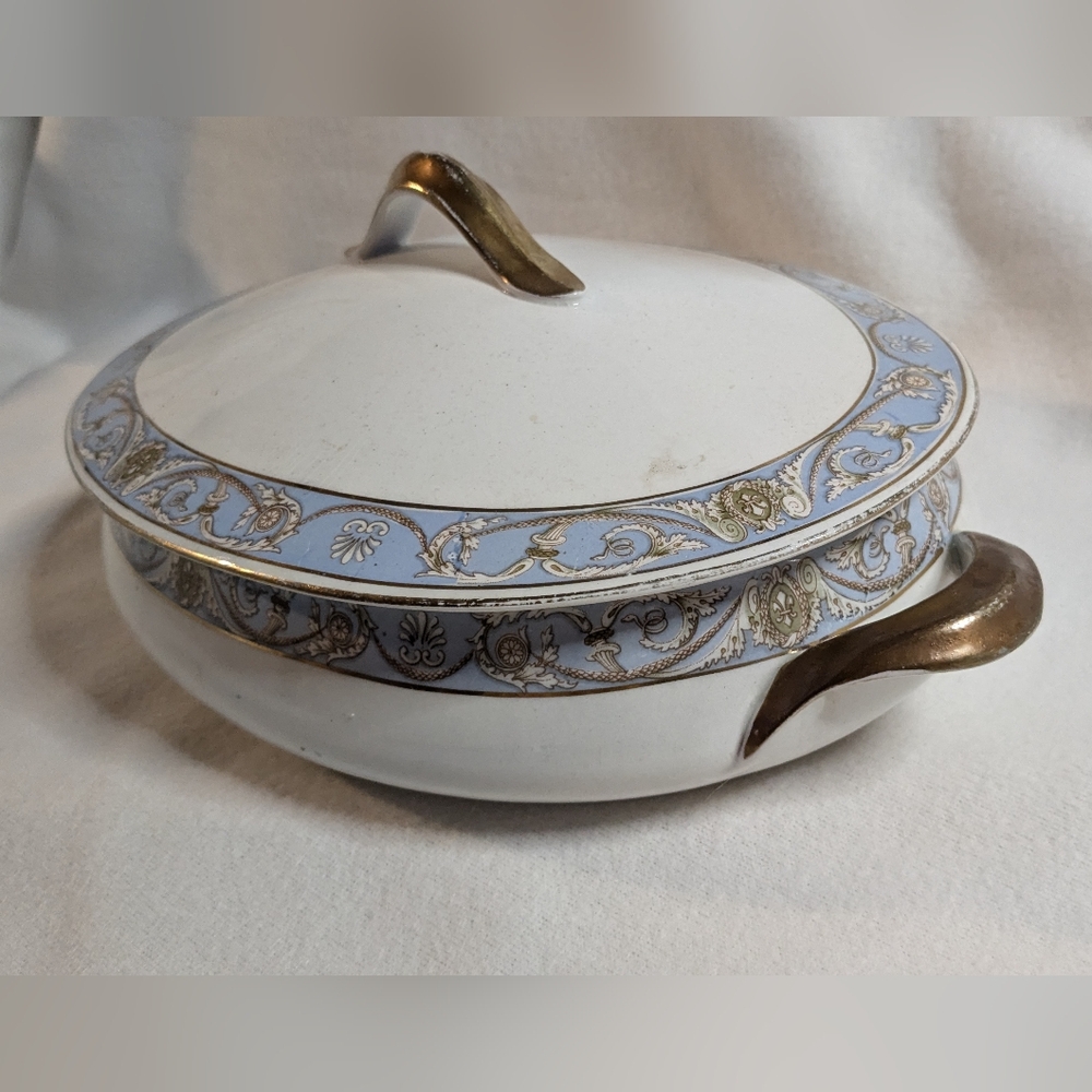 Vintage J&G Meakin HanleyEngland Floral Ceramic Oval Gold Trim Bowl Lid Handles